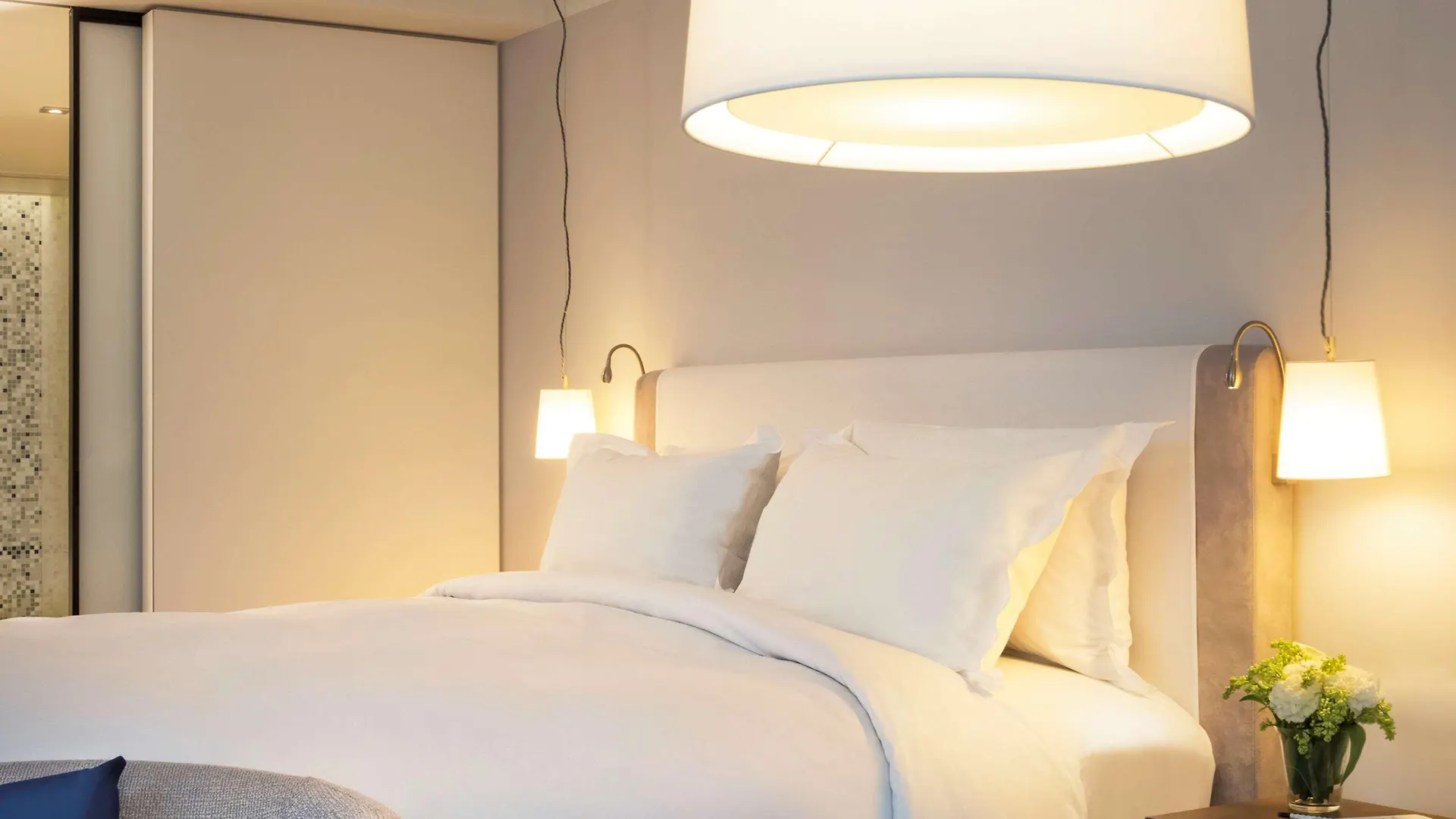Sofitel Arc De Triomphe 5*