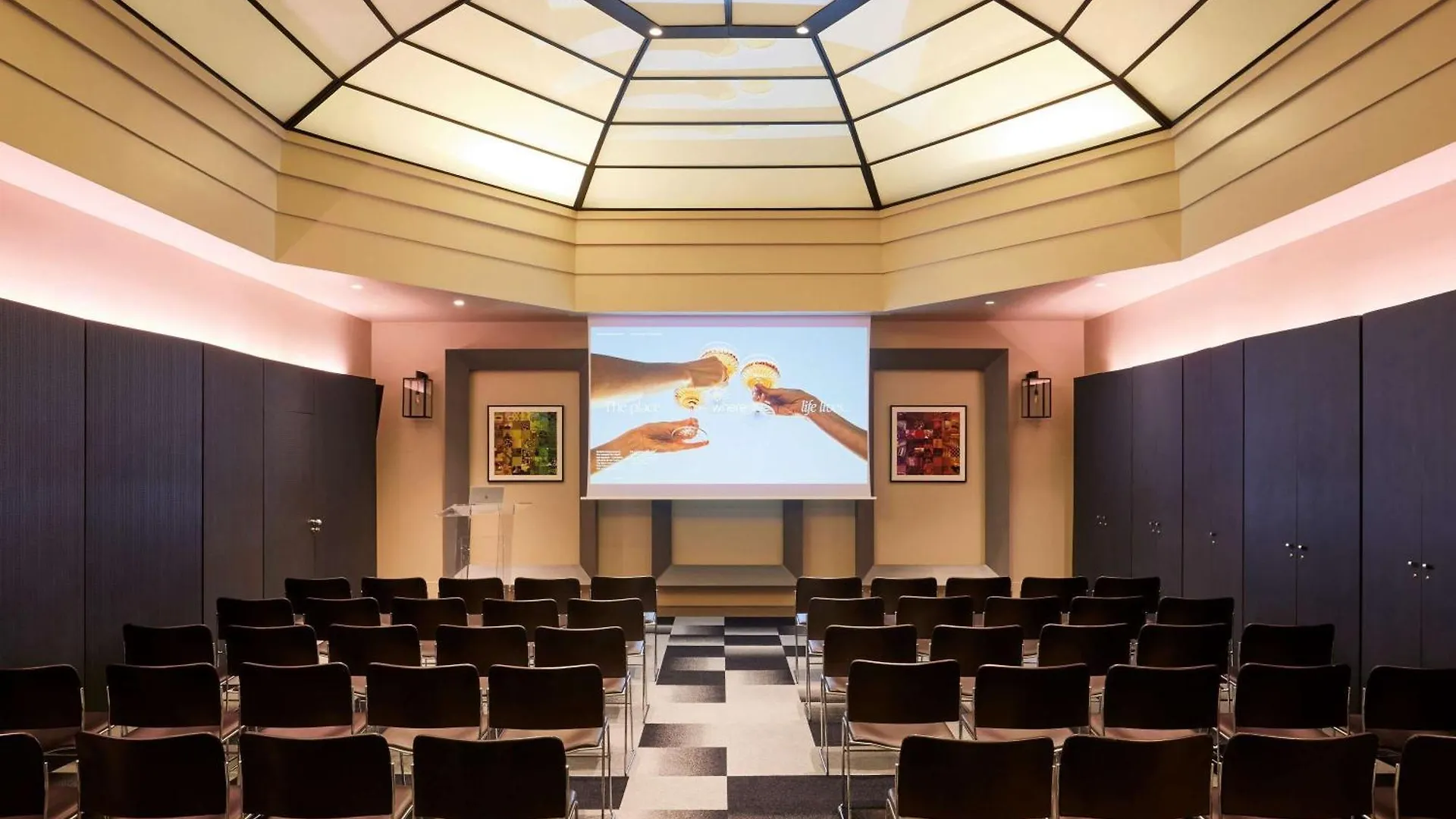 Sofitel Arc De Triomphe Hotel Paris