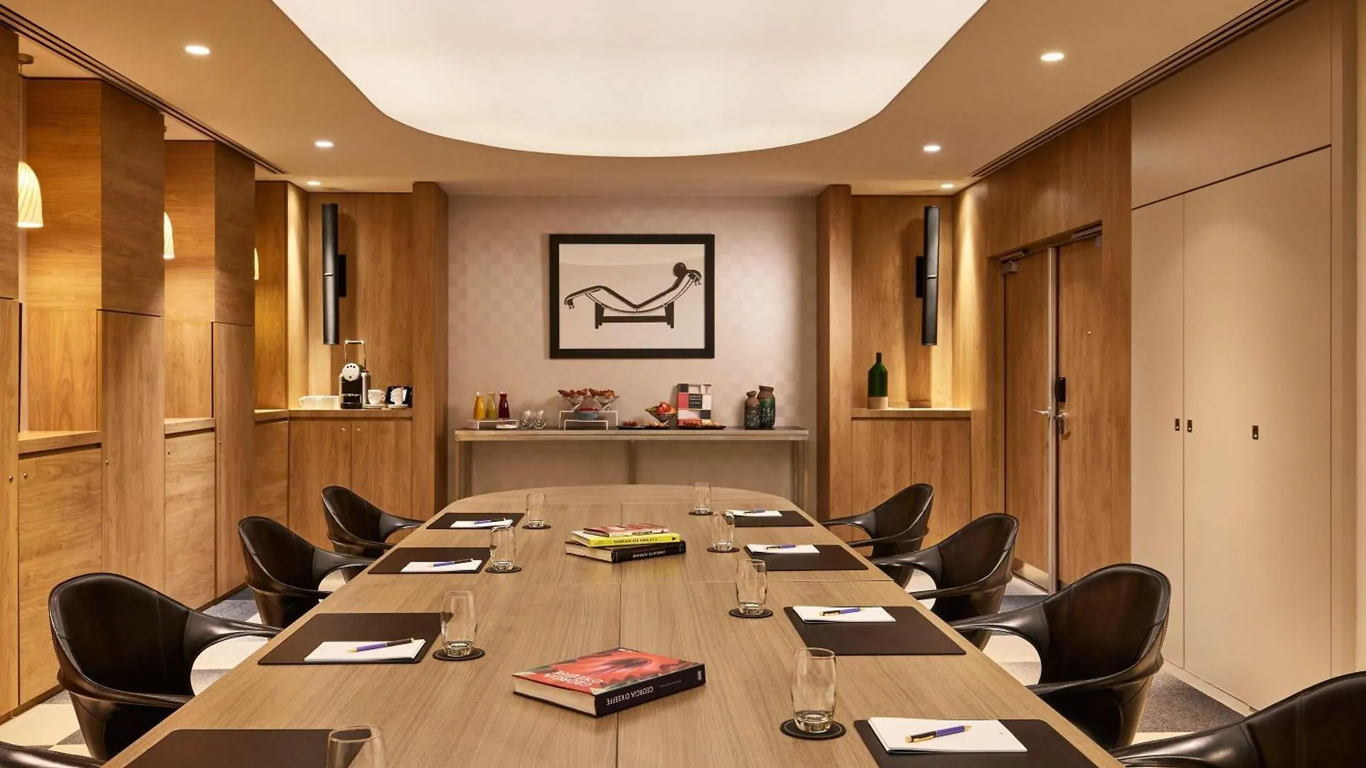 Hotel Sofitel Arc De Triomphe 5*